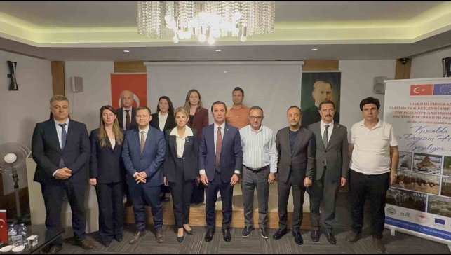 Vali Karakaya: "İlimizdeki proje sayısı ve çeşitliliğinin artırılması kanaatindeyiz"