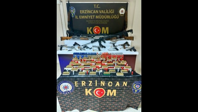Erzincan'da silah operasyonu; 13 şüpheli yakalandı, 11 tabanca, 8 tüfek ele geçirildi