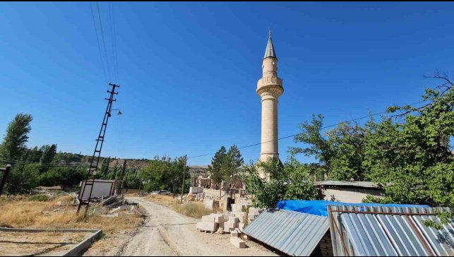Darende'de tarihî Yusufpaşa Camisi yeniden ibadete açılmayı bekliyor