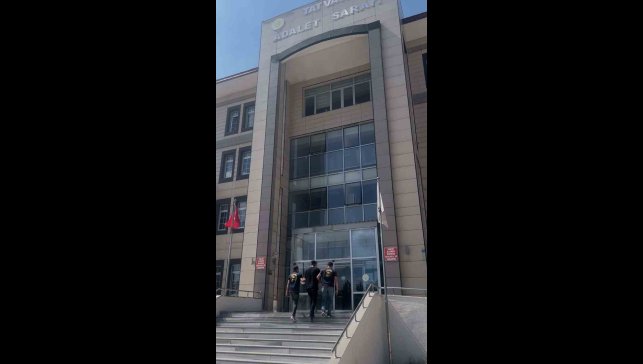 Bitlis'te 'kasten öldürme' suçundan aranan şahıs sahte kimlikle yakalandı