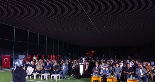 Tendürek Dağı eteklerinde sinema keyfi