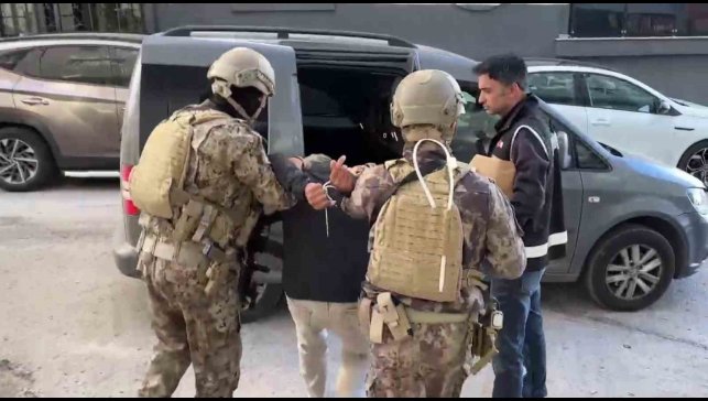 Erzurum'da polisten tefecilere şafak operasyonu: 3 tutuklama