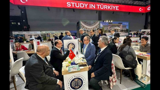 Atatürk Üniversitesi, Avrupa'nın en büyük eğitim fuarlarından EAIE 2025'te yer aldı
