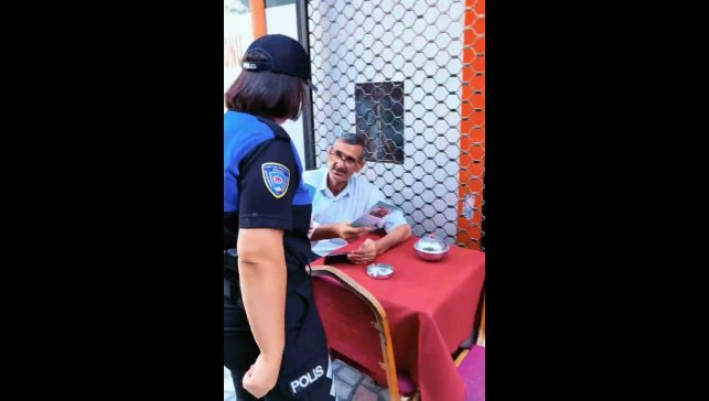 Toplum destekli polislik ekiplerinden esnafa güvenlik bilgilendirmesi