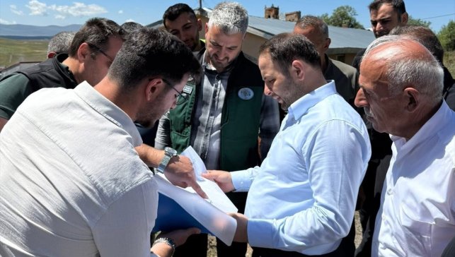 AK Parti Ardahan Milletvekili Koç, Hanak ilçesinde incelemede bulundu