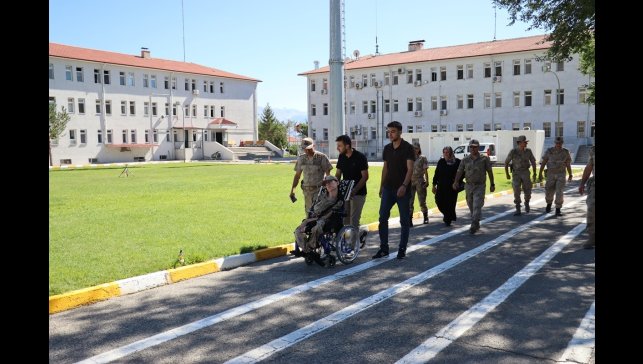 Yeniçeri'nin üniforma hayali gerçek oldu