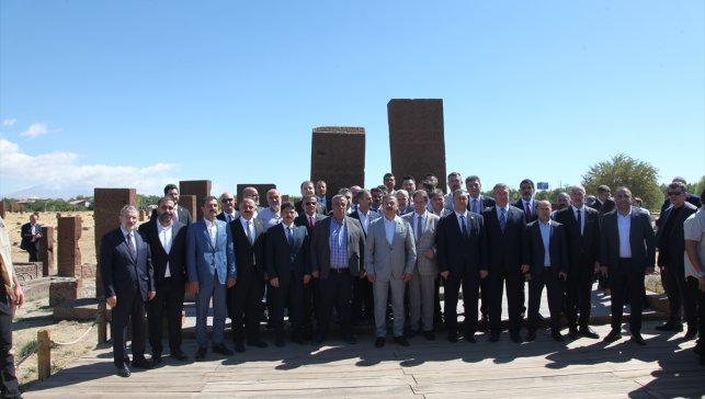 Anahtar Parti Genel Başkanı Ağıralioğlu, Ahlat'ta temaslarda bulundu