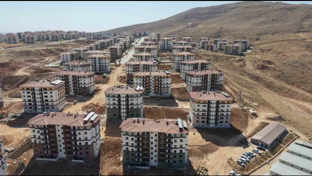 Elazığ'da deprem konutları yüzde 90 tamamlandı