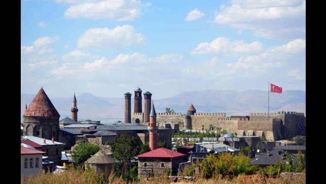 KUDAKA'dan Erzurun'daki beş proje destek