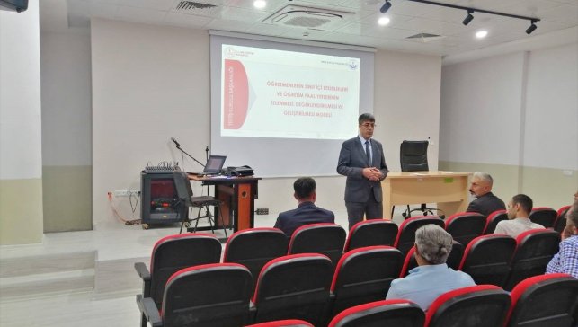 Keban ve Ağın'da okul müdürlerine yönelik seminer düzenlendi