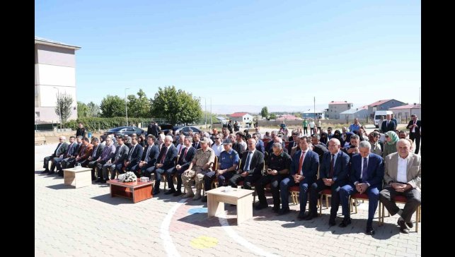 Muş'ta "İlköğretim Haftası" etkinliklerle kutlandı