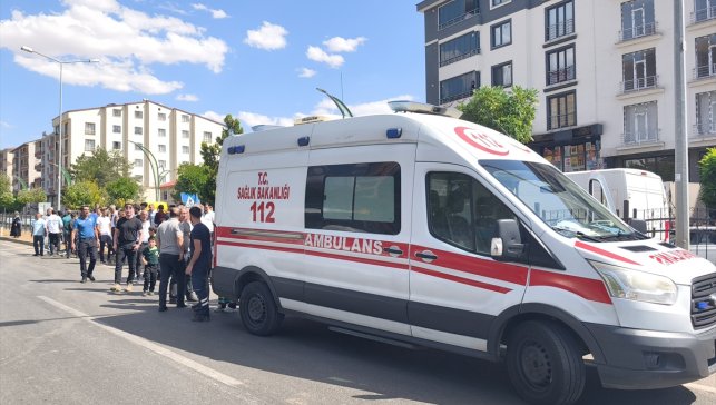 Bingöl'de 2 trafik kazasında 2 çocuk yaralandı