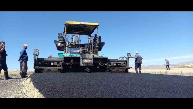 Kandilli Biathlon pistinin asfaltı yenileniyor