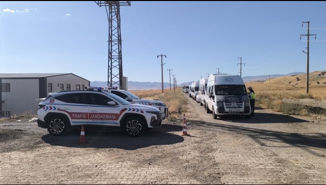 Muş'ta okul servis araçları denetlendi