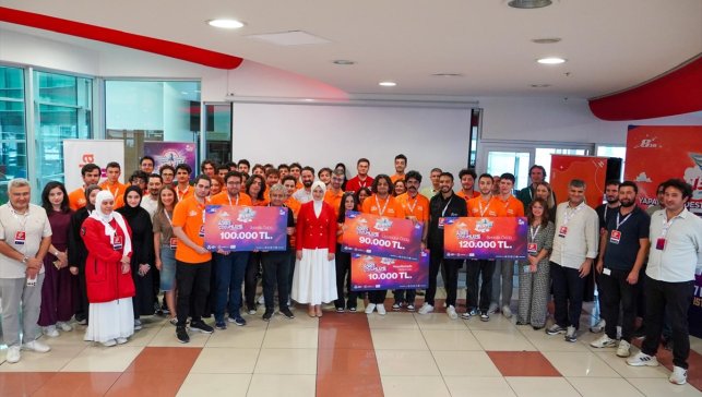Hepsiburada'nın TEKNOFEST'teki hackathonu'nda kazananlar belli oldu