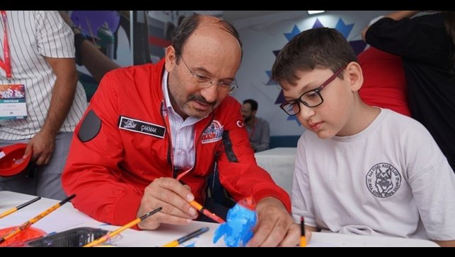 ETÜ, TEKNOFEST heyecanına ortak oluyor