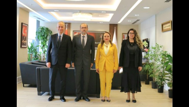 Sağlık turizminde iş birliği görüşmesi