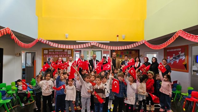 Erzurum'da anaokulu öğrencileri gazilerle buluştu