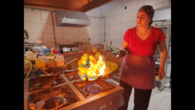 Tunceli'de kadınların kurduğu sofrada hem gelenek hem de sağlık var