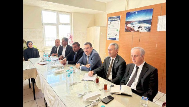 Milletvekili Tüfenkci Arguvan'da temaslarda bulundu