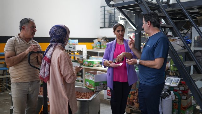 Vanlı kadın girişimci, devlet desteğiyle kurduğu fabrikada 50 kişiye iş imkanı sağlıyor