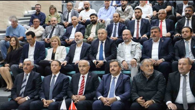 Malatya'da Kenan Işık Amfisi açıldı