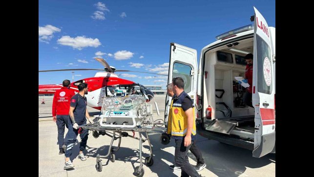 Yenidoğan hasta için helikopter ambulans havalandı