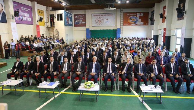 Muş'ta "Okul Sporları Değerlendirme ve Planlama Toplantısı" yapıldı