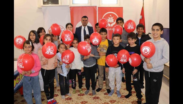 Erzurum'da uluslararası işaret dilleri günü farkındalık programı düzenlendi