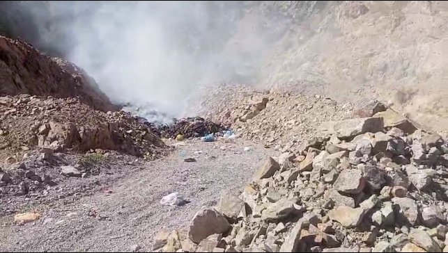 İspir'de çöp skandalı