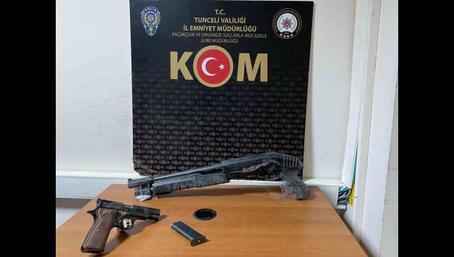 Tunceli'de toprağa gömülü halde silah ve uyuşturucu madde ele geçirildi