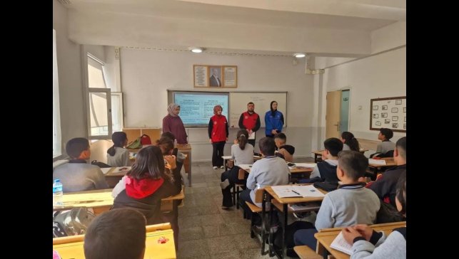 "Merkezim Her Yerde" projesi Hamur'da öğrencilerle buluştu