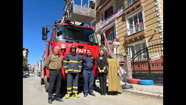 Tatvan'da çocuk gündüz bakımevinde yangın tatbikatı