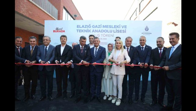CHP Genel Başkanı Özel, Elazığ'da okul açılışına katıldı