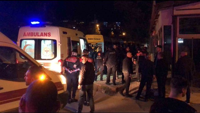 Elazığ'da sopalı kavga: 3 yaralı