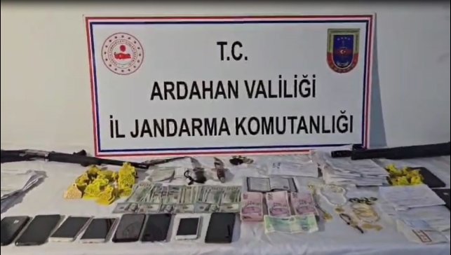 Ardahan'da 20 milyon liralık nitelikli dolandırıcılık operasyonu