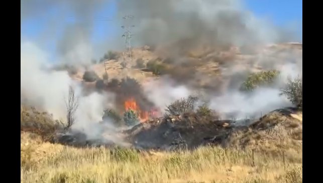 Hakkari'de anız yangını