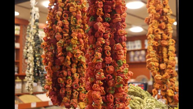 Elazığ'da kurutmalıklar tezgahlarda yerini aldı