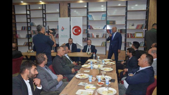 Bulanık İlçe Milli Eğitim Müdürü Tunçel'e veda yemeği