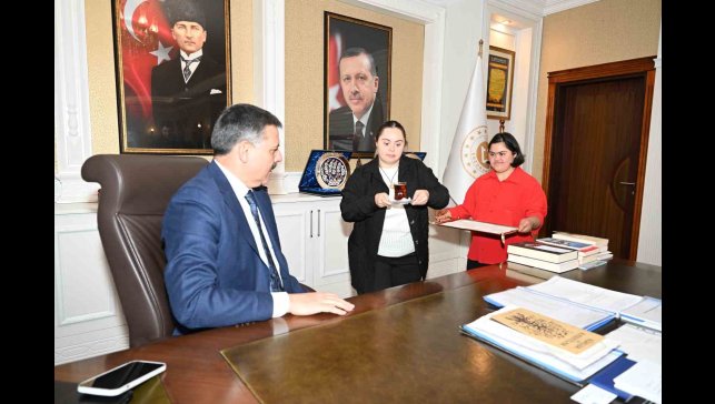 Erzurum Valiliği'nde yürek ısıtan farkındalık