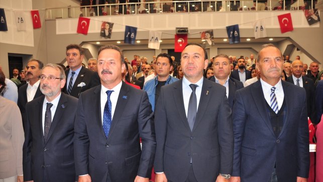 Anahtar Parti Genel Başkanı Ağıralioğlu, Kars'ta "Halk Buluşması" programına katıldı