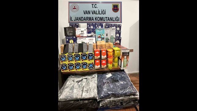 Van'da gümrük kaçağı malzemeler ele geçirildi