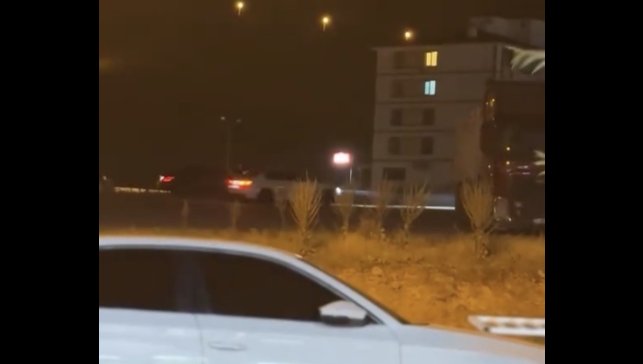 Elazığ'da drift atan araç kameralara yansıdı