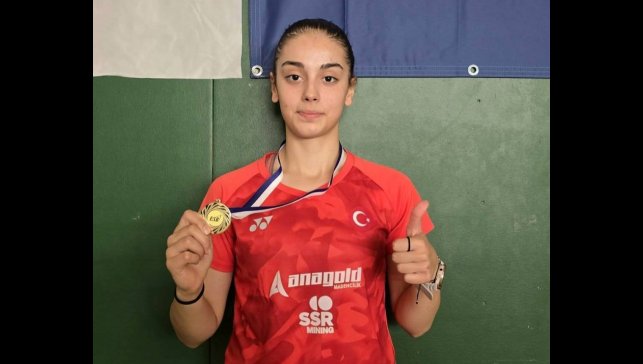 Erzincanlı milli sporcu badmintonda şampiyon oldu