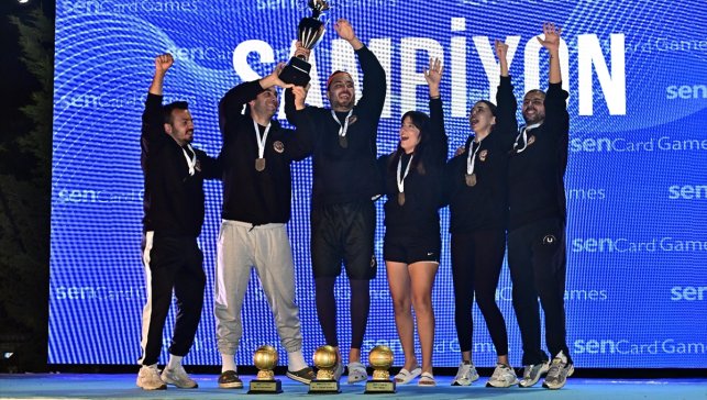 senCard Games 2025 Yaza Veda Sezonu, sektörü bir araya getirdi