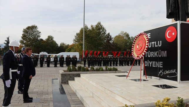 Erzurum ve çevre illerde Cumhuriyet Bayramı kutlanıyor