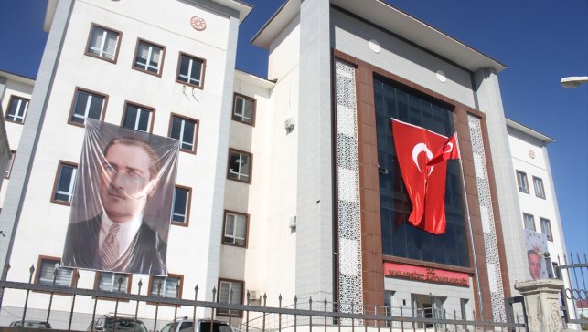 Malazgirt'te Cumhuriyet'in 102. yılı kutlanıyor