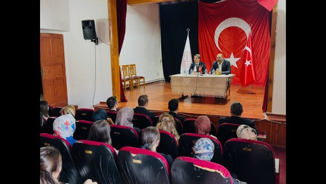 Kemaliye'de Eğitim-Öğretim Yılı İstişare Toplantısı yapıldı