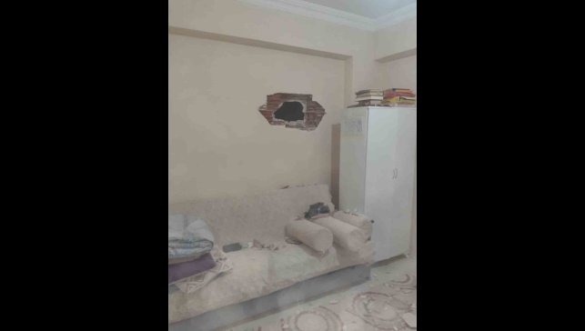 Evde piknik tüpü patladı: 1 kişi yaralı