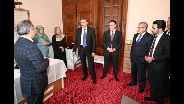 Ebubekir Efendi Dar'ul Huffaz gözdolduruyor